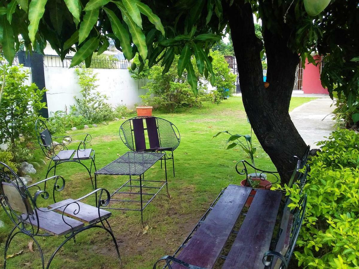 Hotel Yard Style à Kingston Extérieur photo